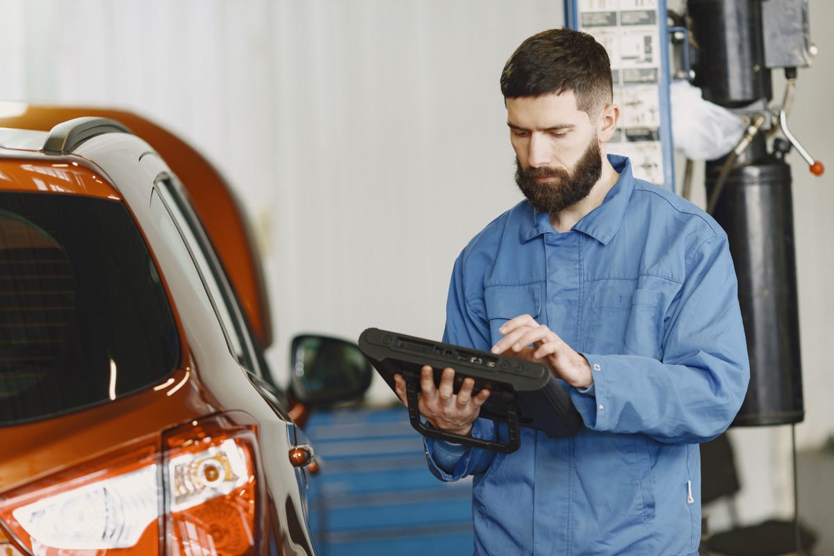 Engine Trouble Diagnosis Guide Through Your Oil